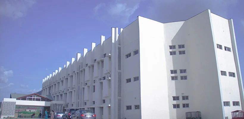 Nigeria College School fees