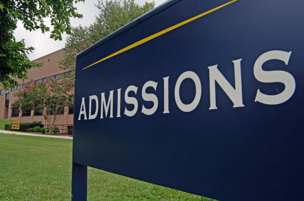 All University Approved Acceptance Fees Are Listed For 2023/2024 University Acceptance Fees